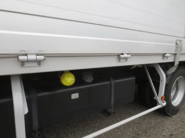 いすゞ フォワード 2RG-FRR90S1(2WD)の写真21