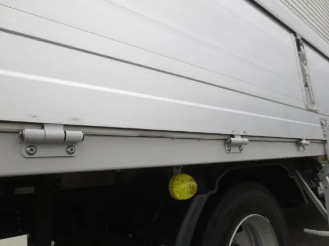 いすゞ フォワード 2RG-FRR90S1(2WD)の写真23