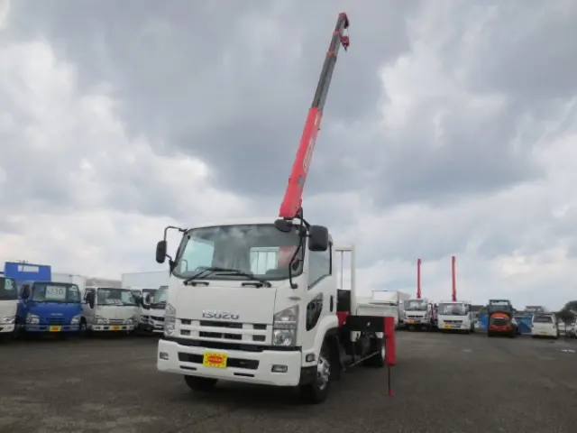いすゞ フォワード TKG-FRR90S1(2WD)の写真1