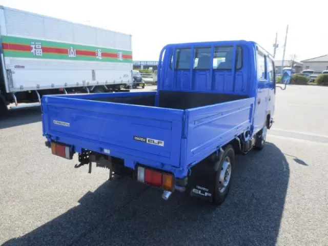 いすゞ エルフ TPG-NHR85A(2WD)の写真4