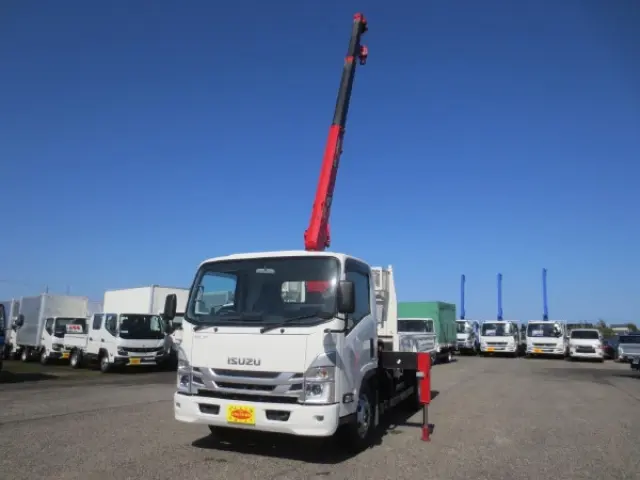 いすゞ エルフ 2RG-NPR88YN(2WD)の写真1