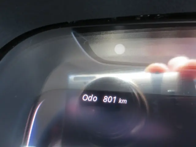 三菱 キャンター 2PG-FEB80(2WD)の写真16