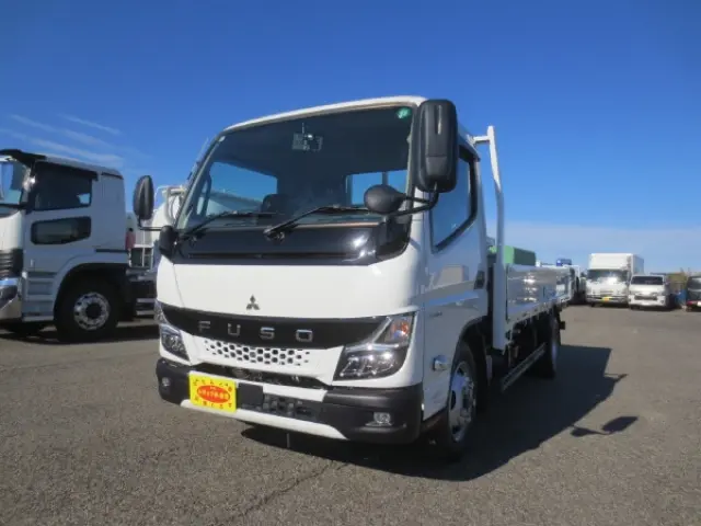 三菱 キャンター 2RG-FEAV0(2WD)の写真1