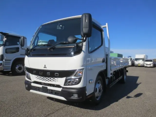 三菱 キャンター 2RG-FEAV0(2WD)の写真3