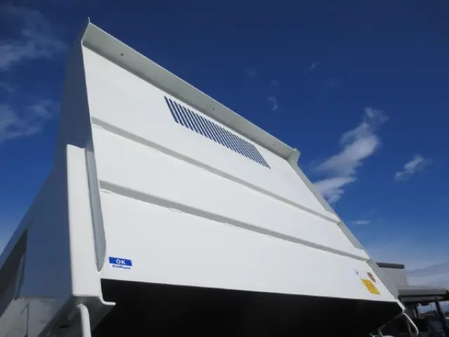 三菱 キャンター 2RG-FBA60(2WD)の写真11