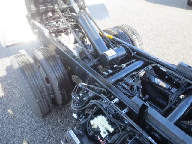 三菱 キャンター 2RG-FBA60(2WD)の写真13