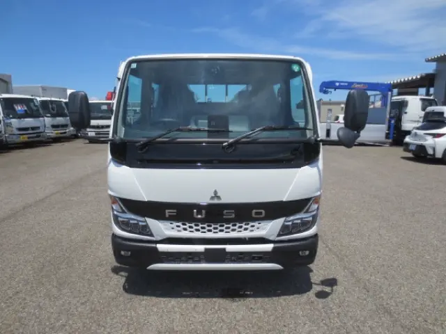 三菱 キャンター 2RG-FBA20(2WD)の写真6