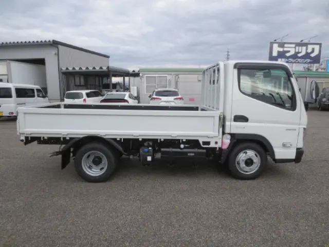 三菱 キャンター 2RG-FBA20(2WD)の写真8