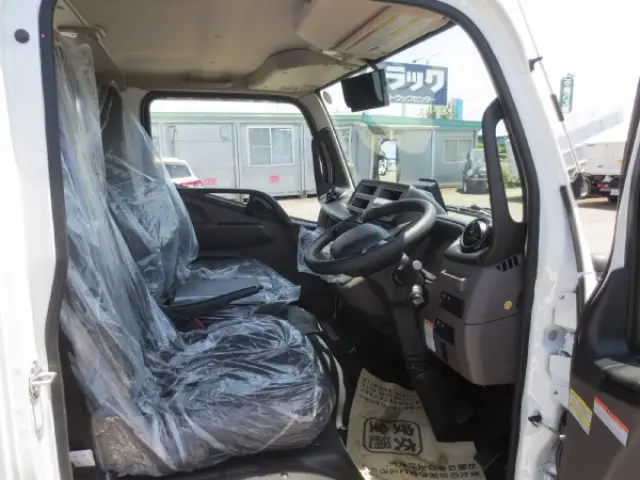 三菱 キャンター 2RG-FBA20(2WD)の写真12