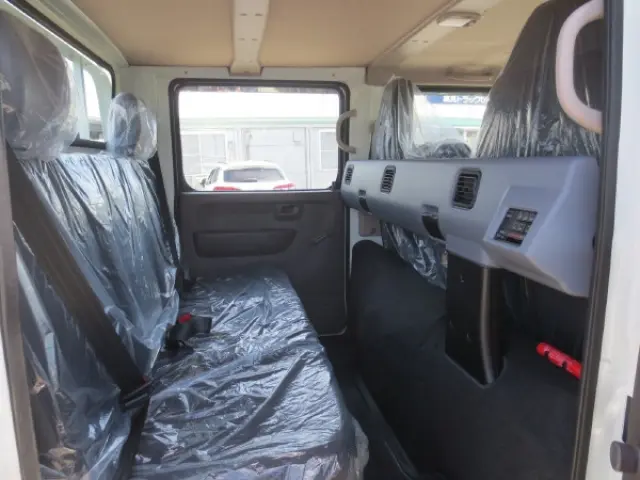 三菱 キャンター 2RG-FBA20(2WD)の写真13