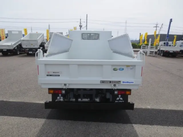 三菱 キャンター 2RG-FBA60(2WD)の写真7