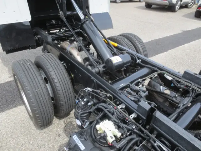 三菱 キャンター 2RG-FBA60(2WD)の写真13