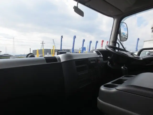 三菱 ファイター 2PG-FK72N(2WD)の写真15