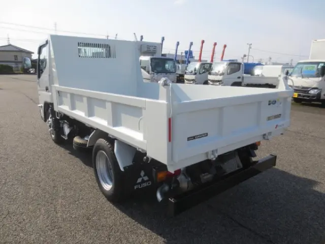 三菱 キャンター 2RG-FBA60(2WD)の写真5