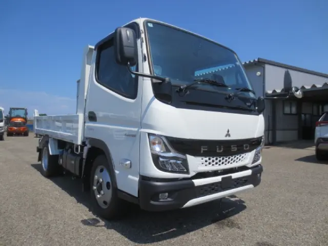 三菱 キャンター 2RG-FBA60(2WD)の写真2