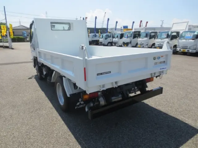 三菱 キャンター 2RG-FBA60(2WD)の写真5
