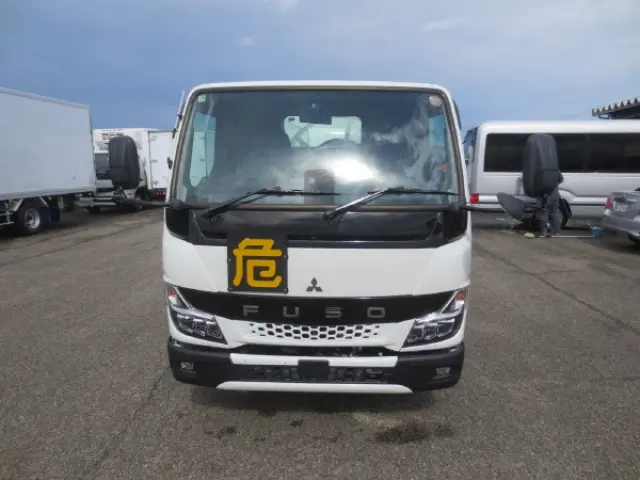 三菱 キャンター 2RG-FEAV0(2WD)の写真6