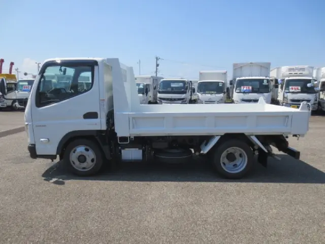 三菱 キャンター 2RG-FBA60(2WD)の写真9
