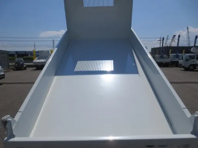 三菱 キャンター 2RG-FBA60(2WD)の写真10