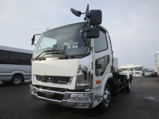 三菱 ファイター 2KG-FK72F(2WD)の写真3