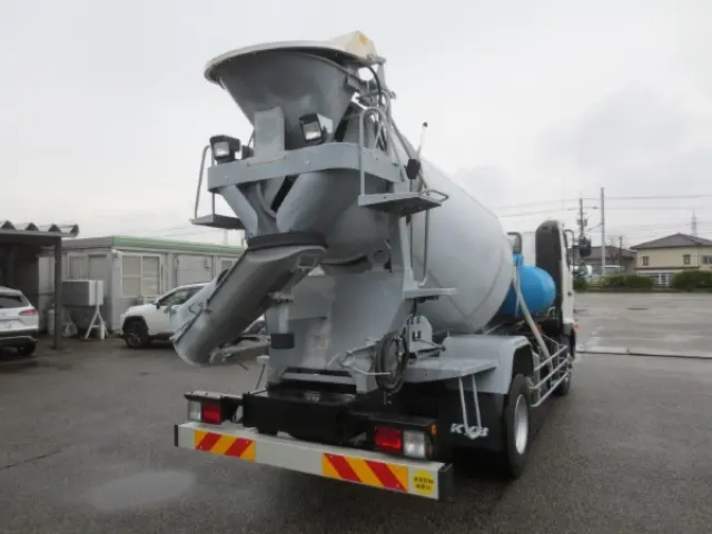 日野 レンジャー 2KG-GC2ABA(2WD)の写真4