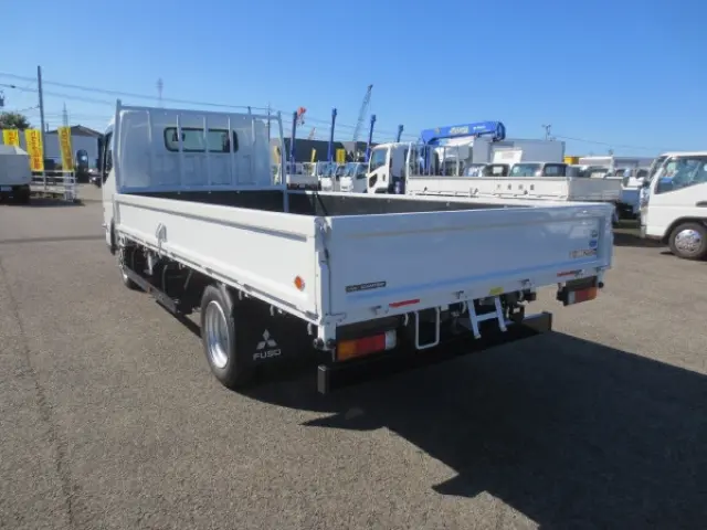 三菱 キャンター 2RG-FEB50(2WD)の写真5