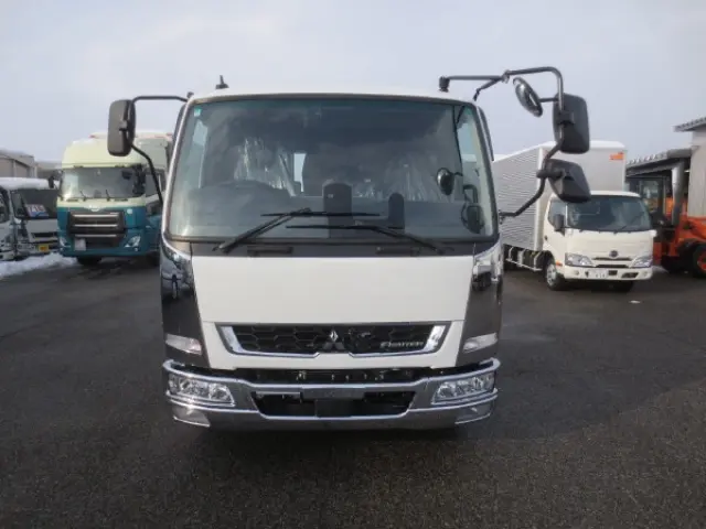 三菱 ファイター 2KG-FK72F(2WD)の写真6