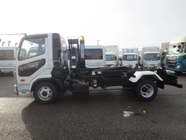 三菱 ファイター 2KG-FK72F(2WD)の写真9