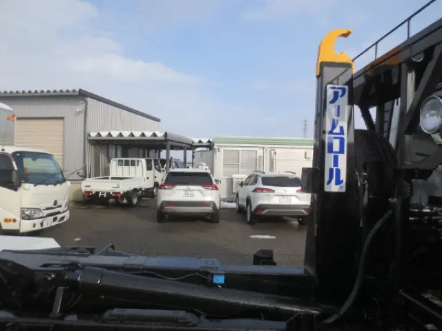 三菱 ファイター 2KG-FK72F(2WD)の写真10