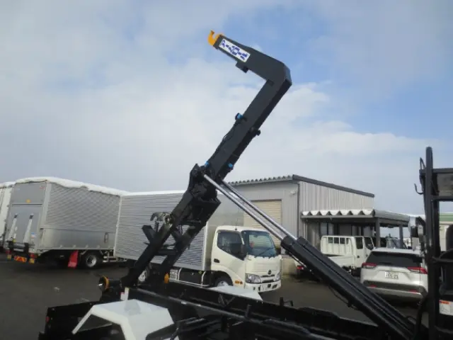 三菱 ファイター 2KG-FK72F(2WD)の写真12