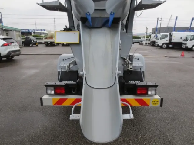 日野 レンジャー 2KG-GC2ABA(2WD)の写真13