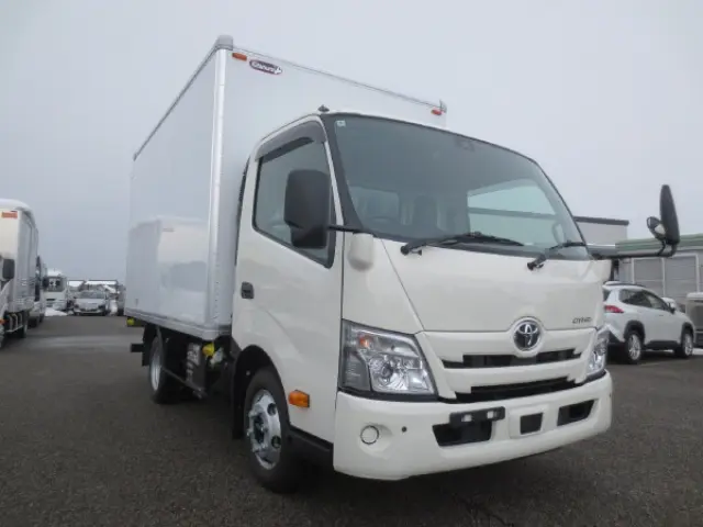 トヨタ ダイナ 2KG-XZU702(2WD)の写真2