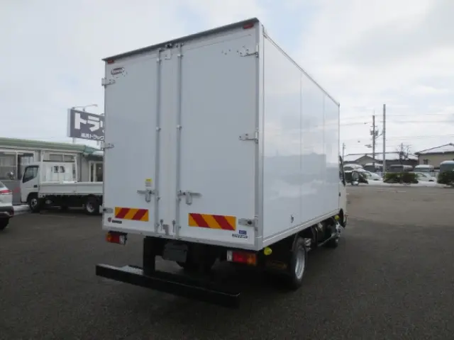 トヨタ ダイナ 2KG-XZU702(2WD)の写真4