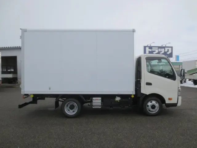 トヨタ ダイナ 2KG-XZU702(2WD)の写真8