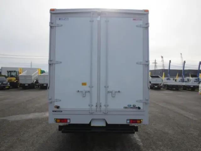 三菱 キャンター 2RG-FEB50(2WD)の写真7