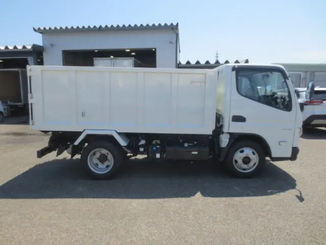 三菱 キャンター 2RG-FBA60(2WD)の写真8