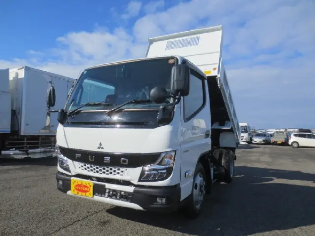 三菱 キャンター 2RG-FBA60(2WD)の写真1