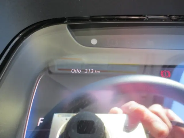 三菱 キャンター 2RG-FBA60(2WD)の写真16