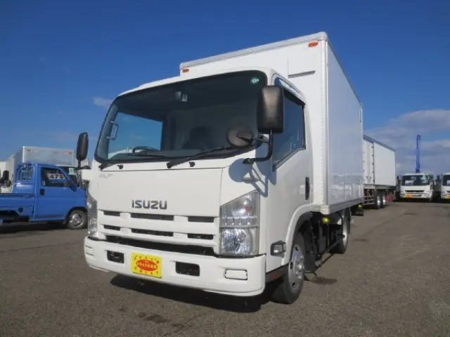 いすゞ エルフ BKG-NPR85AN(2WD)の写真1