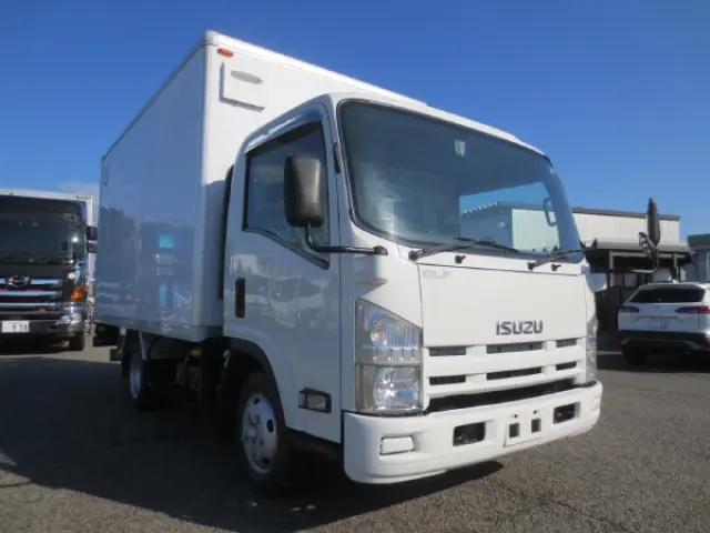 いすゞ エルフ BKG-NPR85AN(2WD)の写真2