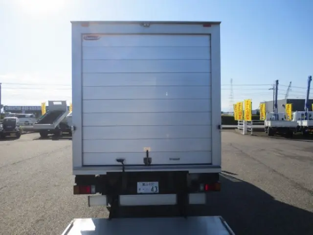 いすゞ エルフ BKG-NPR85AN(2WD)の写真8