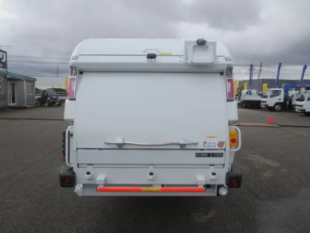 三菱 キャンター 2RG-FEAV0(2WD)の写真7