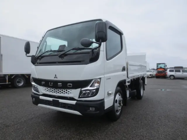 三菱 キャンター 2RG-FBAV0(2WD)の写真3