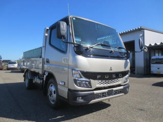 三菱 キャンター 2RG-FBA60(2WD)の写真2