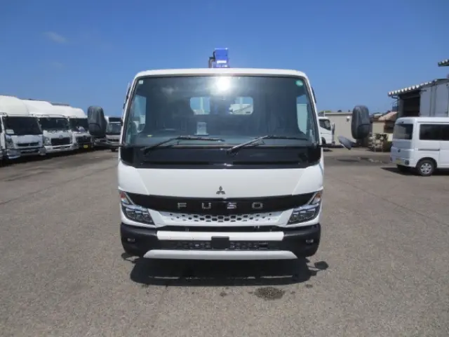 三菱 キャンター 2PG-FEB80(2WD)の写真6