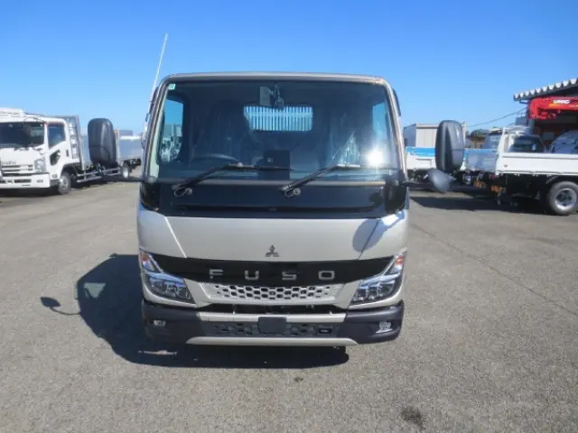三菱 キャンター 2RG-FBA60(2WD)の写真6