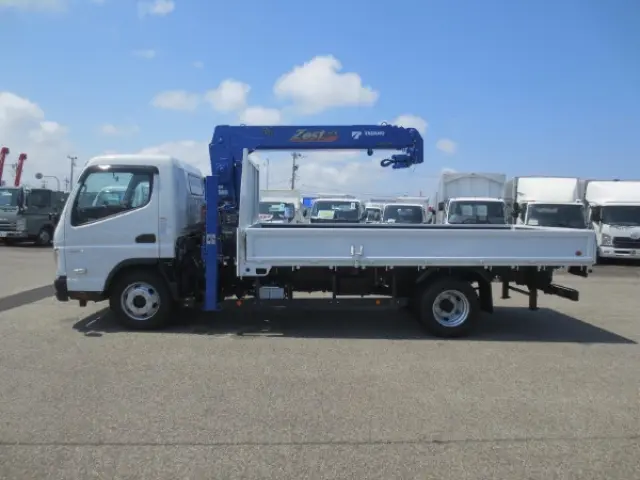 三菱 キャンター 2PG-FEB80(2WD)の写真9