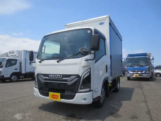 いすゞ エルフ 2TG-NMR88AM(2WD)の写真1