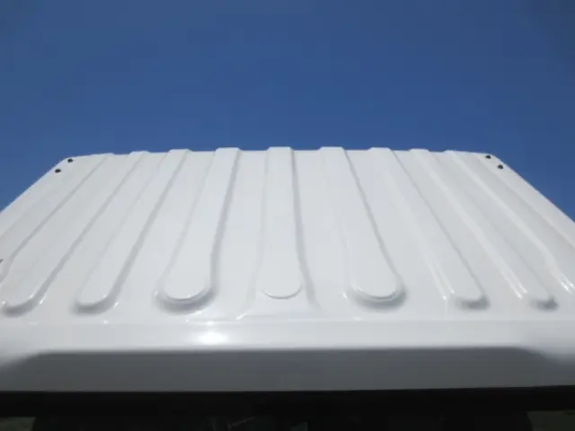いすゞ エルフ 2TG-NMR88AM(2WD)の写真17