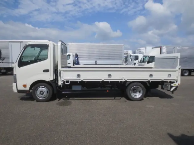 日野 デュトロ 2RG-XZU710M(2WD)の写真9